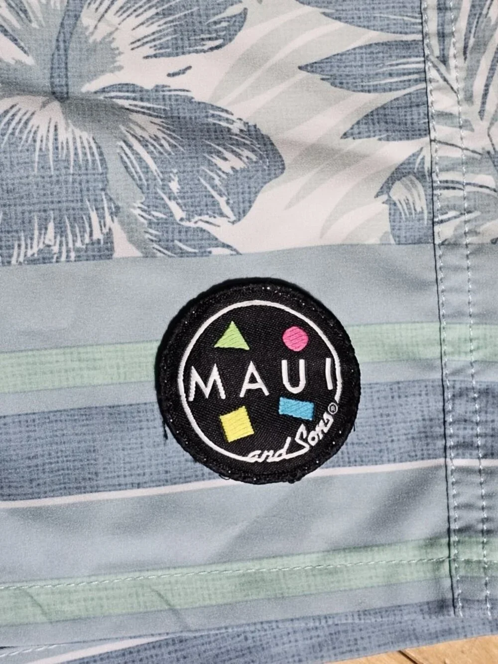 Maui and Sons Mens 4-Way Stretch Boardshorts Size 38 Floral Stripe Swim Trunks